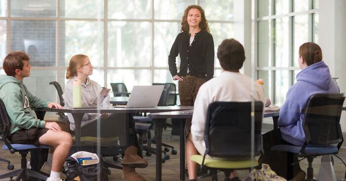 GradStudentVillhardLab14Oct2024-20 - Truman Today.jpg 